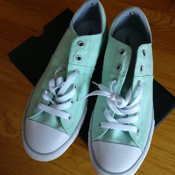New with Box Mint Green Converse All Star Low Top Juniors Unisex 6 - Picture 7 of 10